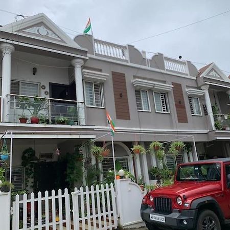 Furnished Villa Near Airport, Away From City Bhopal Ngoại thất bức ảnh